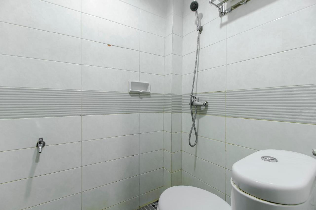 Reddoorz Plus Syariah @ Jalan Sriwijaya Medan Extérieur photo
